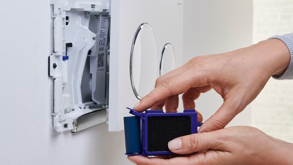 Przycisk uruchamiający Geberit z urządzeniem DuoFresh Przycisk uruchamiający Geberit z urządzeniem DuoFresh