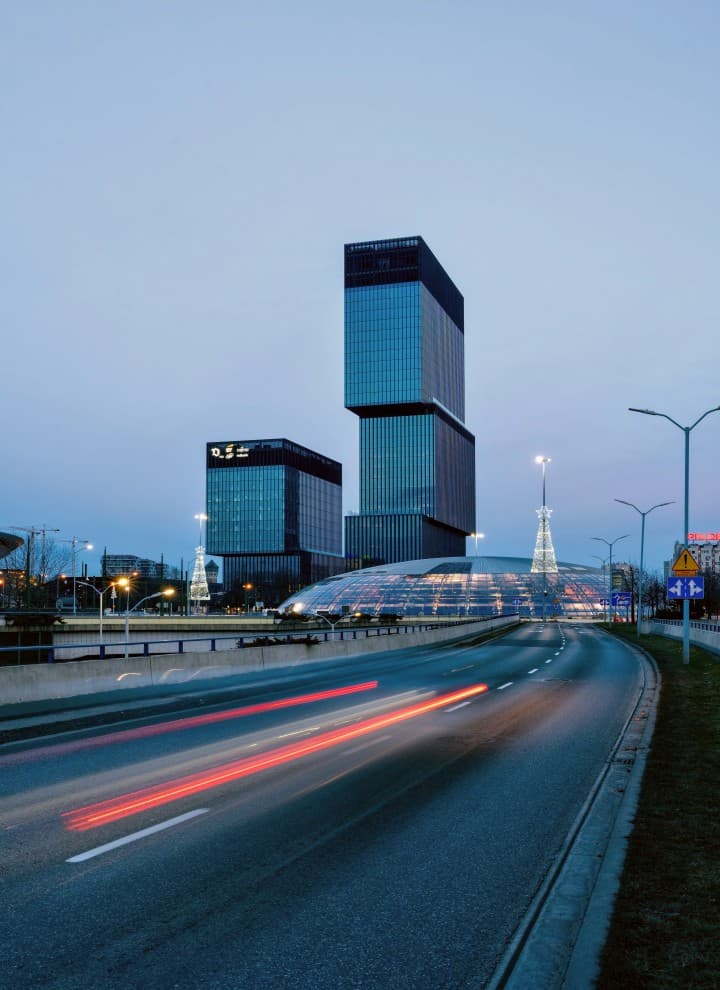 Zespół biurowy .KTW w Katowicach (© TDJ Estate Sp. z o.o.) Zespół biurowy .KTW w Katowicach (© TDJ Estate Sp. z o.o.)