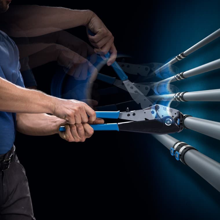 FlowFit wymaga tylko 2 szczęk zaciskowych dla wszystkich wymiarów rur FlowFit wymaga tylko 2 szczęk zaciskowych dla wszystkich wymiarów rur